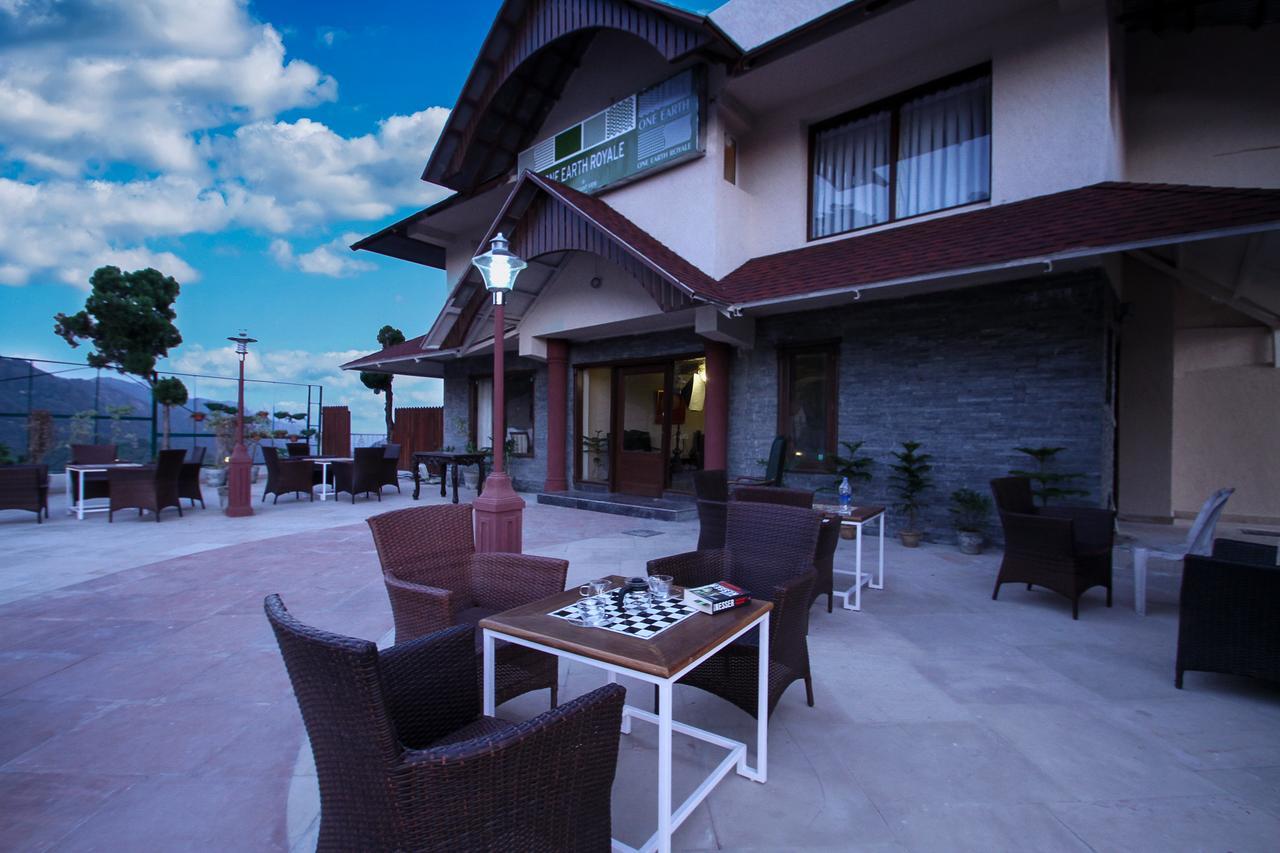 One Earth Royale Boutique Hotel Масурі Екстер'єр фото