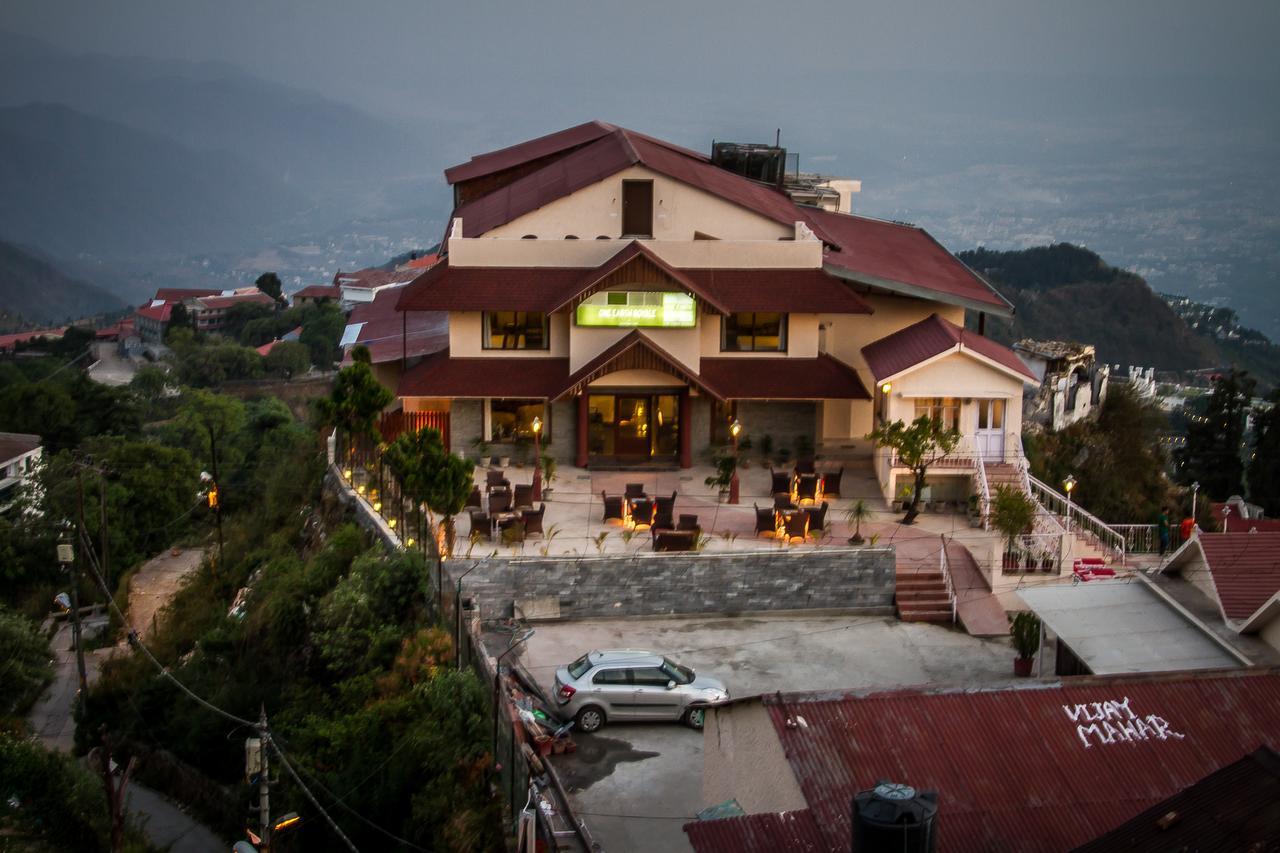 One Earth Royale Boutique Hotel Масурі Екстер'єр фото